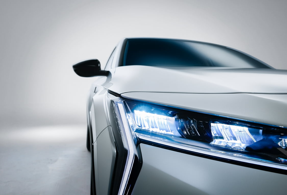 INSIGHT(インサイト)｜電動クロスオーバーSUV ｜EV車のサブスク(カーリース)・現金一括購入なら【Honda ON】
